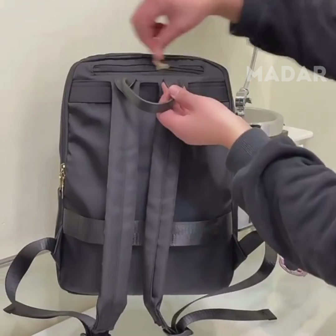 حقيبة ظهر نسائية كبيرة W17A
